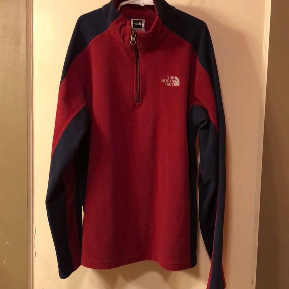 North face pullover